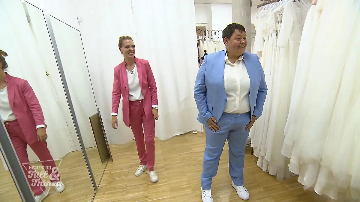 Beate findet ihren sportlichen Traumanzug Begeisterung pur