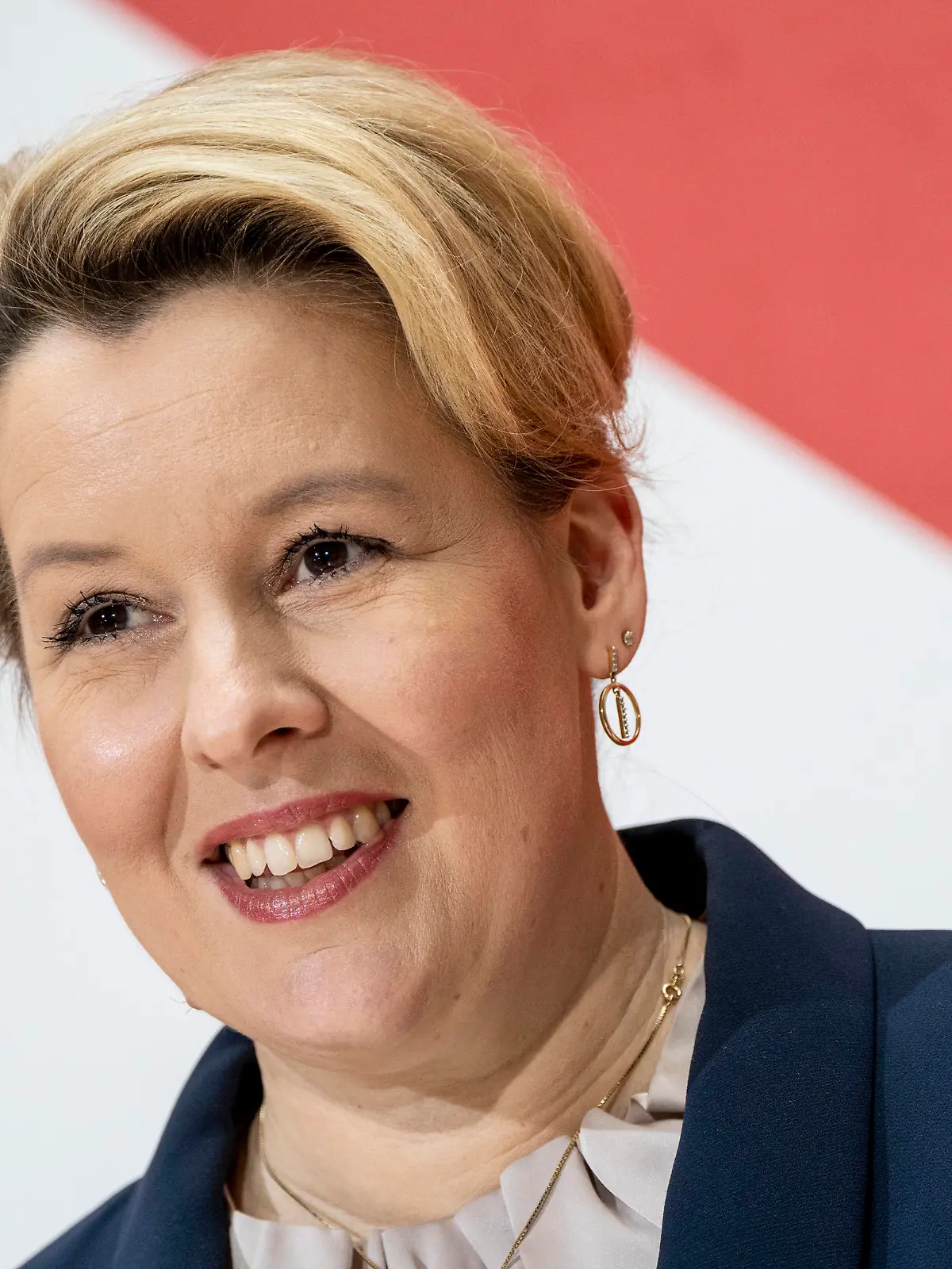 Klausur der SPD-Parteispritze zum Jahresauftakt 2023 in Berlin - Franziska Giffey, Regierende Bürgermeisterin und Spitzenkandidatin Landtagswahl Berlin 2023, während der AbschlusspressekonferenzKlausur der SPD-Parteispritze zum Jahresauftakt 2023 in Berlin - Franziska Giffey, Regierende Bürgermeisterin und Spitzenkandidatin Landtagswahl Berlin 2023, während der Abschlusspressekonferenz, Berlin Berlin Deutschland Willy-Brandt-Haus *** Klausur der SPD Parteispritze zum Jahresauftakt 2023 in Berlin Franziska Giffey, Governing Mayor and top candidate Landtagswahl Berlin 2023, during the final press conference Klausur der SPD Parteispritze zum Jahresauftakt 2023 in Berlin Franziska Giffey, Governing Mayor and top candidate Landtagswahl Berl