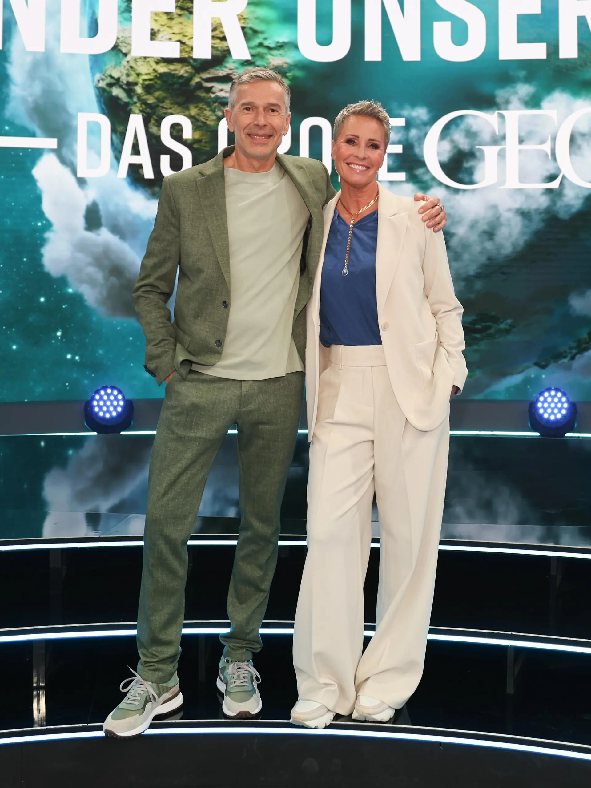 Dirk Steffen und Sonja Zietlow
+++ Die Verwendung des sendungsbezogenen Materials ist nur mit dem Hinweis und Verlinkung auf RTL+ gestattet. +++