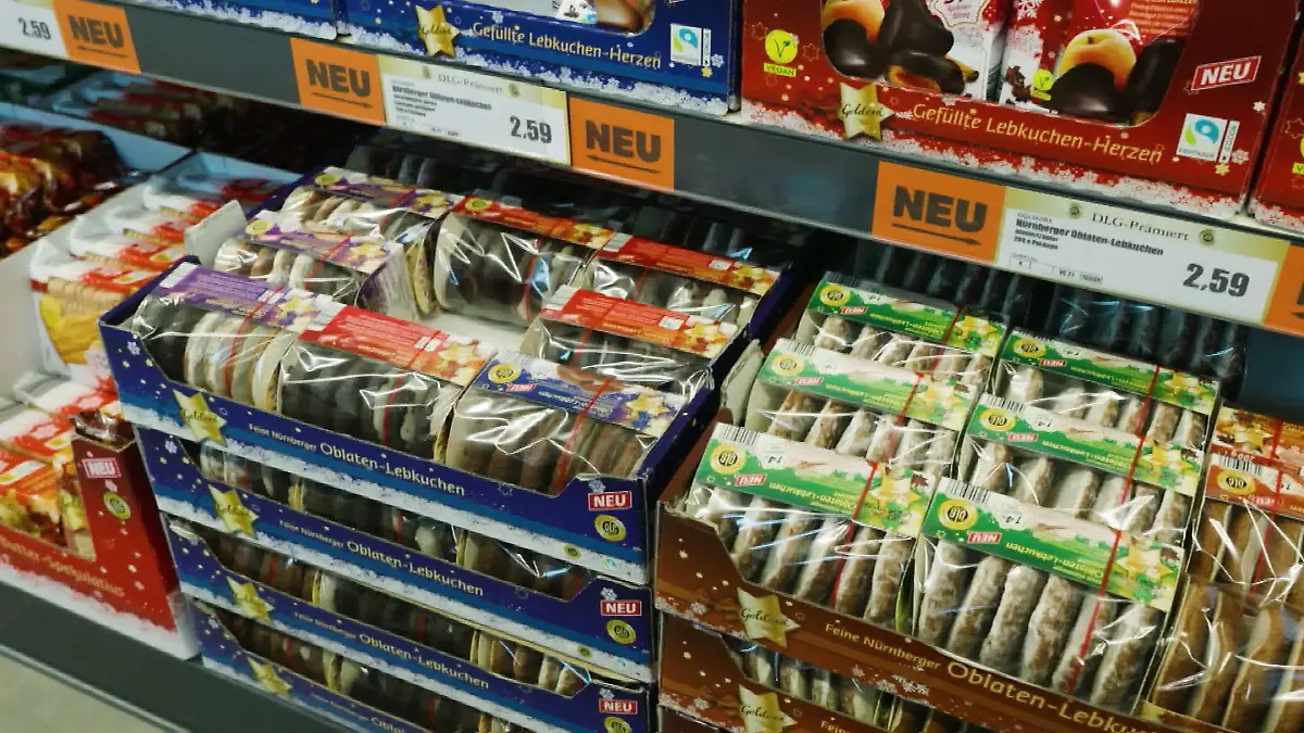 Noch vier Monate bis Weihnachten und die Lebkuchen stehen längst bereit.