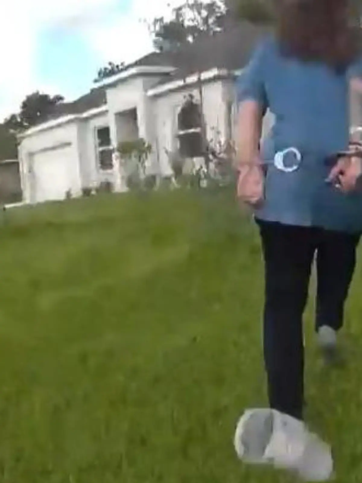 Bild zu: "Als Handschellen klicken! Straftäterin (27) überschätzt sich bei Peinlich-Fluchtversuch"