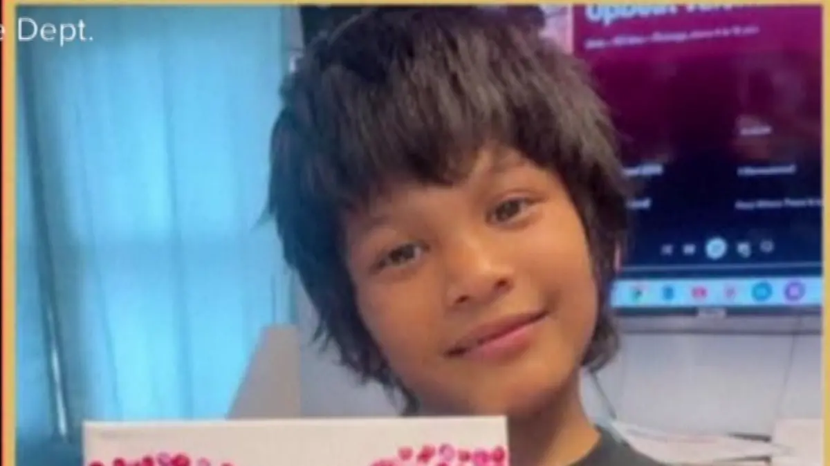 Der vermisste Bryan wird in einem Teich in der Nähe seines Hauses entdeckt.