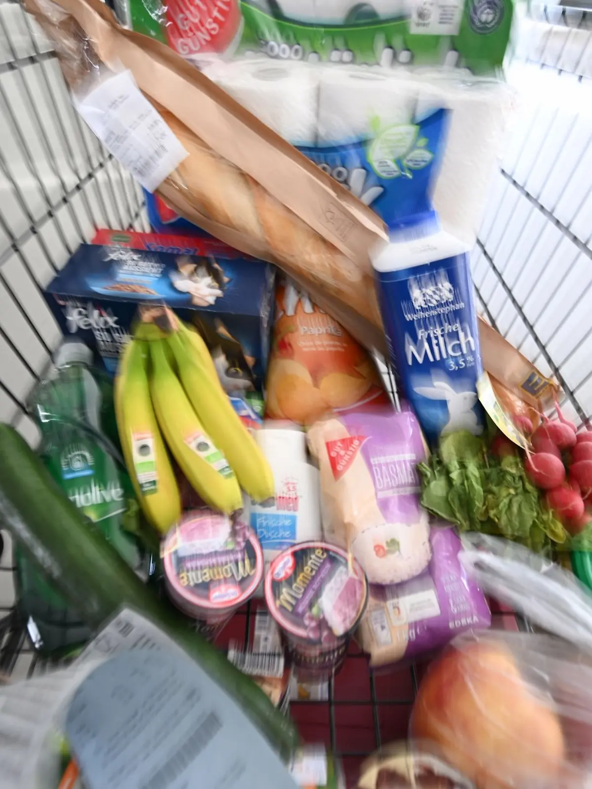 Bild zu: "Irankrieg treibt Kunden zu Aldi"