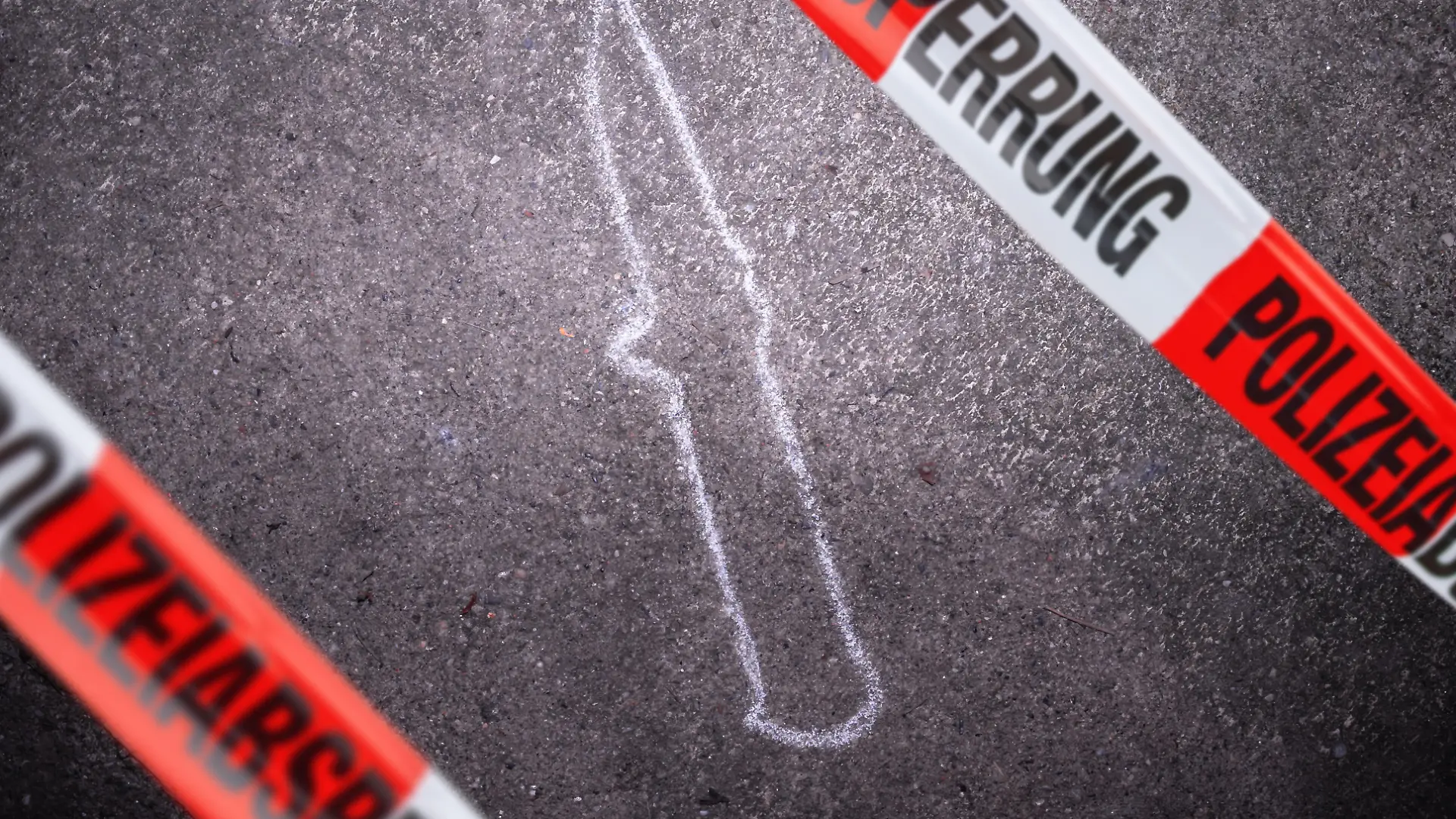 Symbolbild Messerattacke Polizei