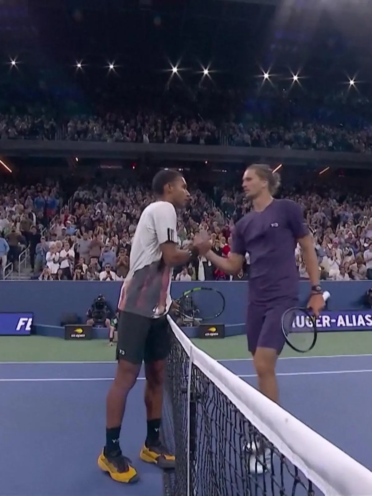 Bild zu: "Nächster Nackenschlag! Zverev scheitert früh bei den US Open"