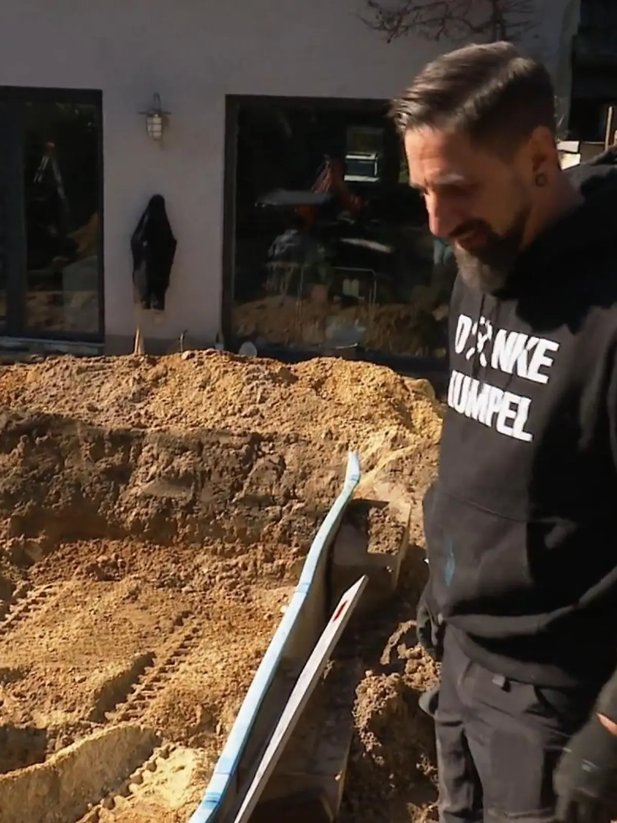 Bild zu: "Harte Arbeit auf engem Raum"