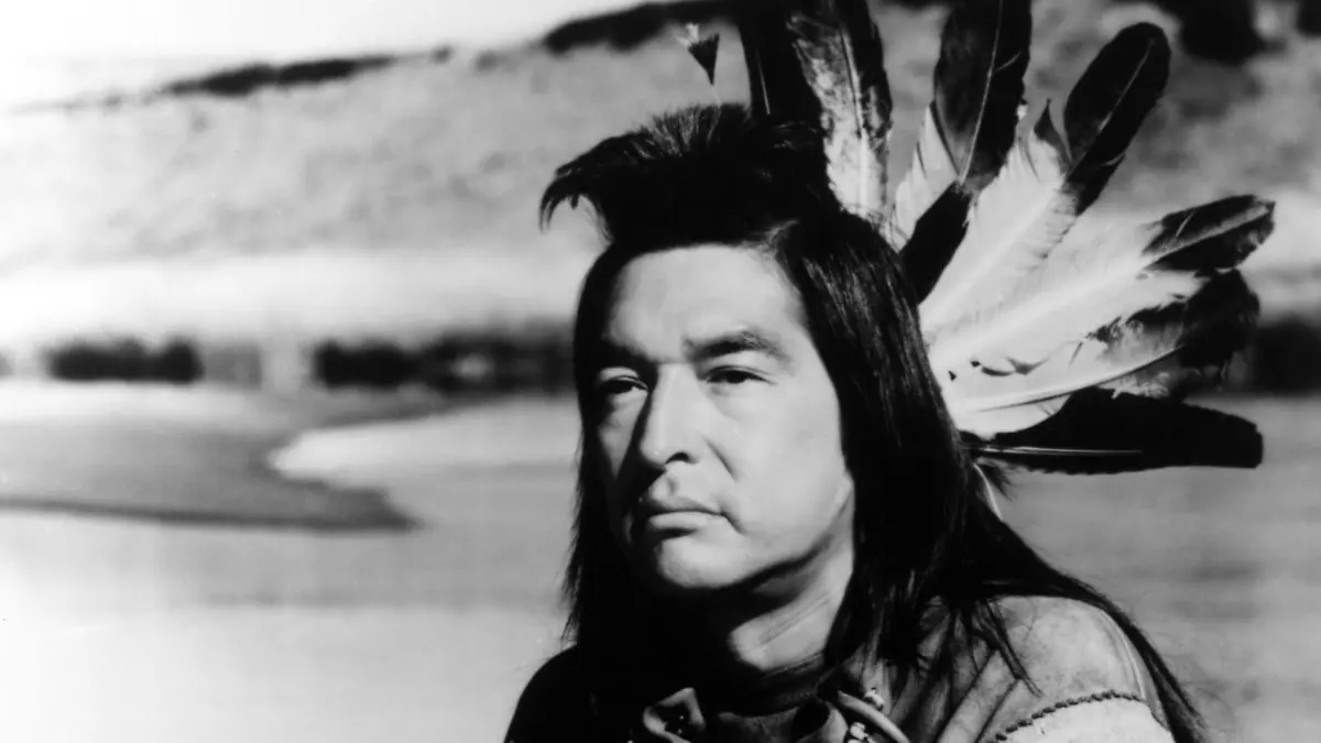Graham Greene im Film „Der mit dem Wolf tanzt”