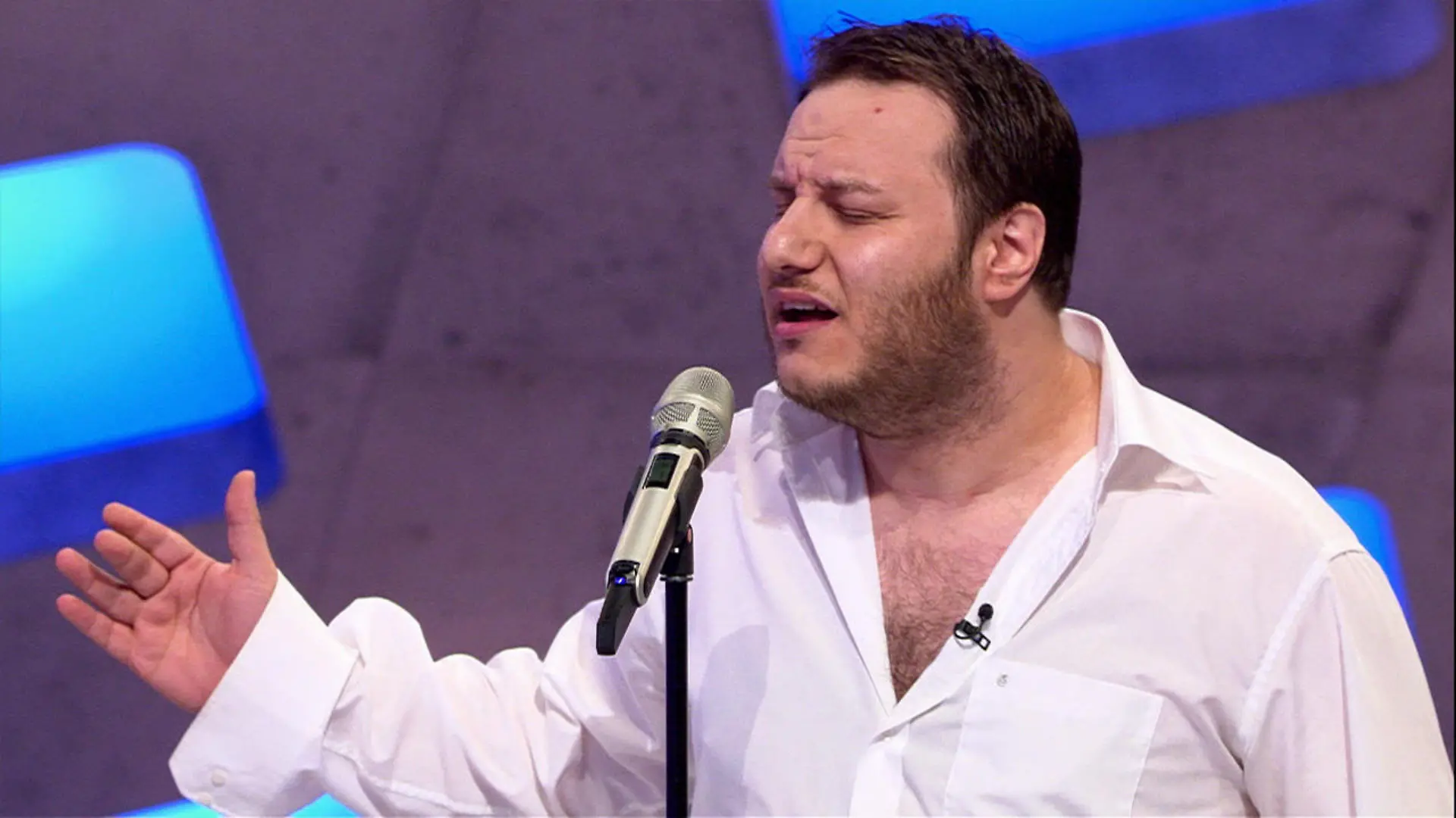 Kazim singt sich mit "Is mir egal" ins Aus DSDS 2015: Fünfte Castingshow