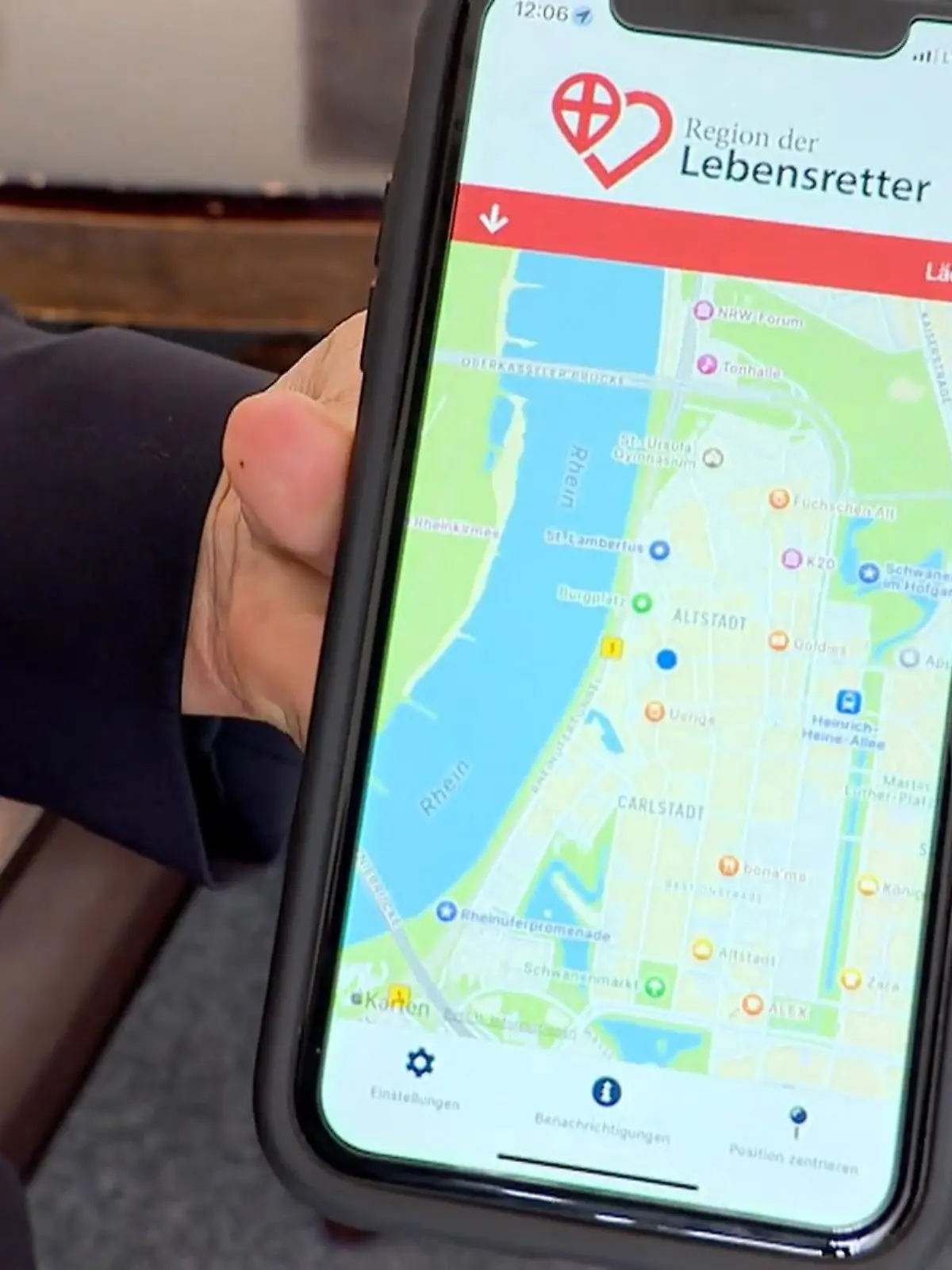 Bild zu: "Lebensretter per Handy-App"