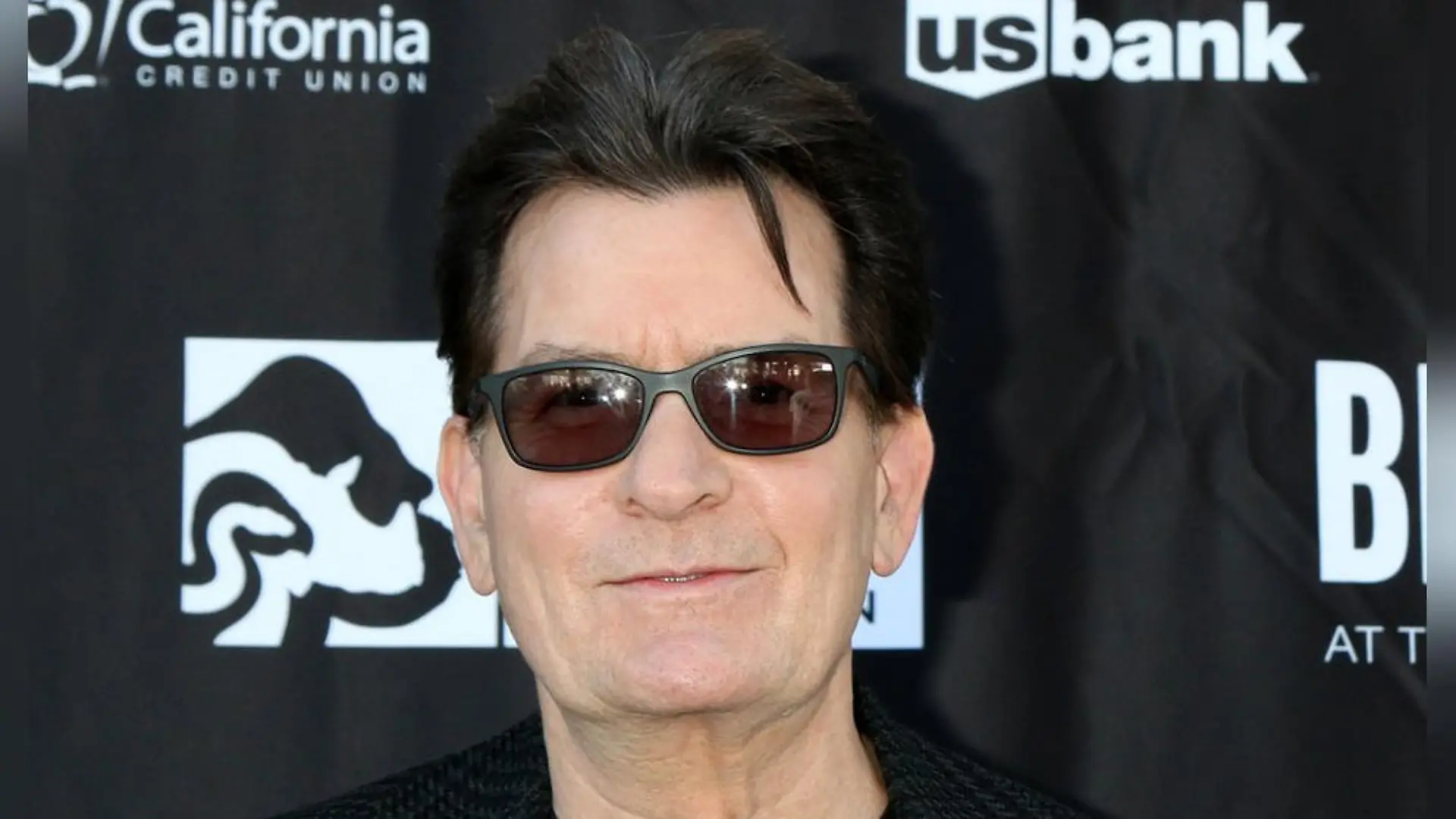 Ein Leben zwischen Erfolgen und Exzessen! Charlie Sheen feiert 60. Geburtstag So geht es dem Skandal-Star heute