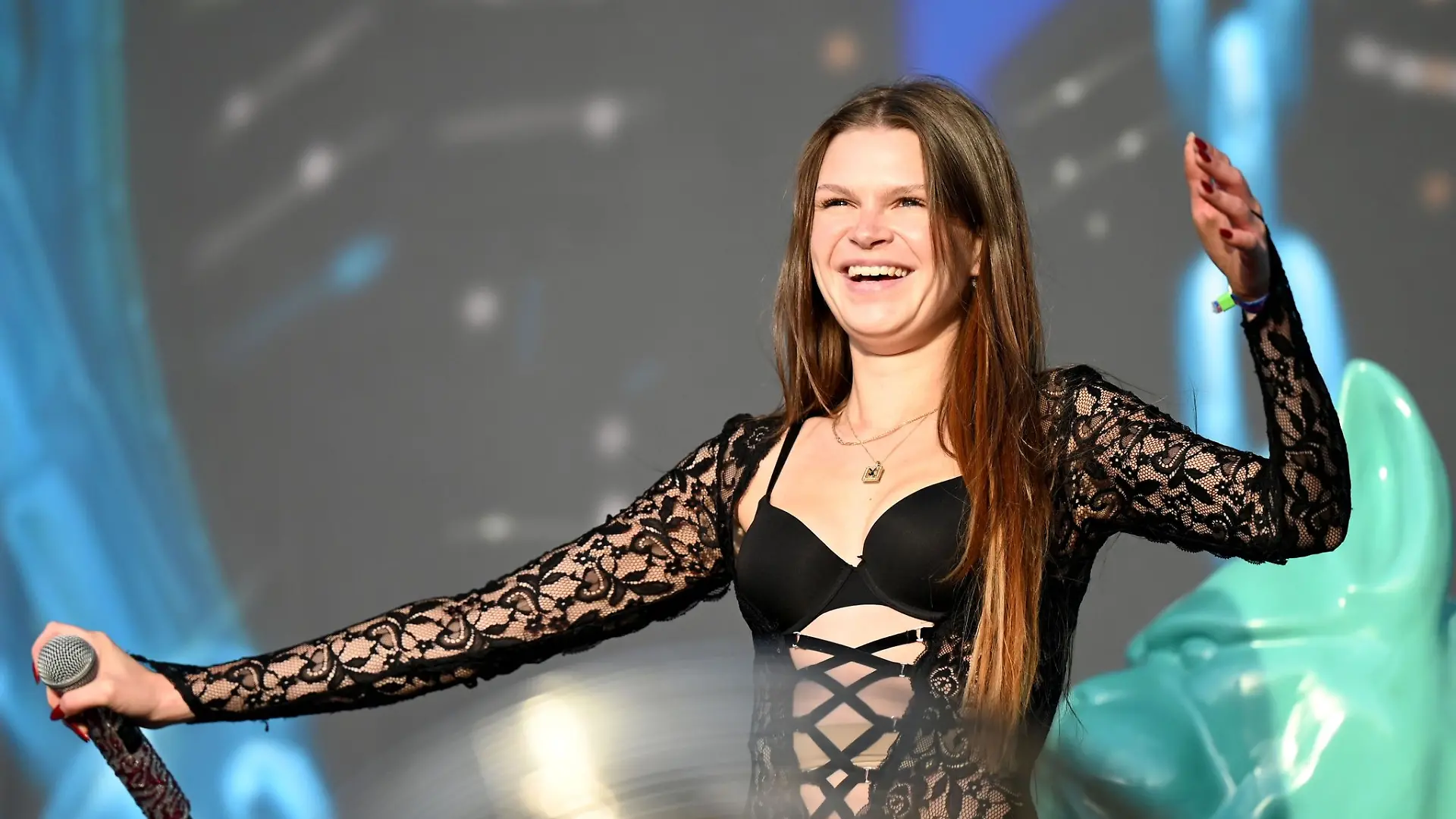 Bild zu: "Publikum des ZDF-Morgenmagazin erstarrt – wegen dieser Ikkimel-Show"