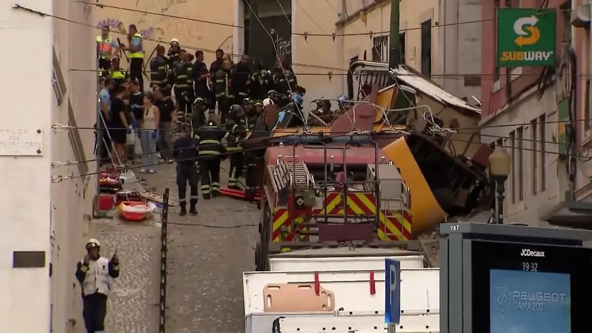 Schock in Lissabon! Mindestens 15 Tote nach Standseilbahn-Unglück „Elevador da Gloria” bei Touristen beliebt