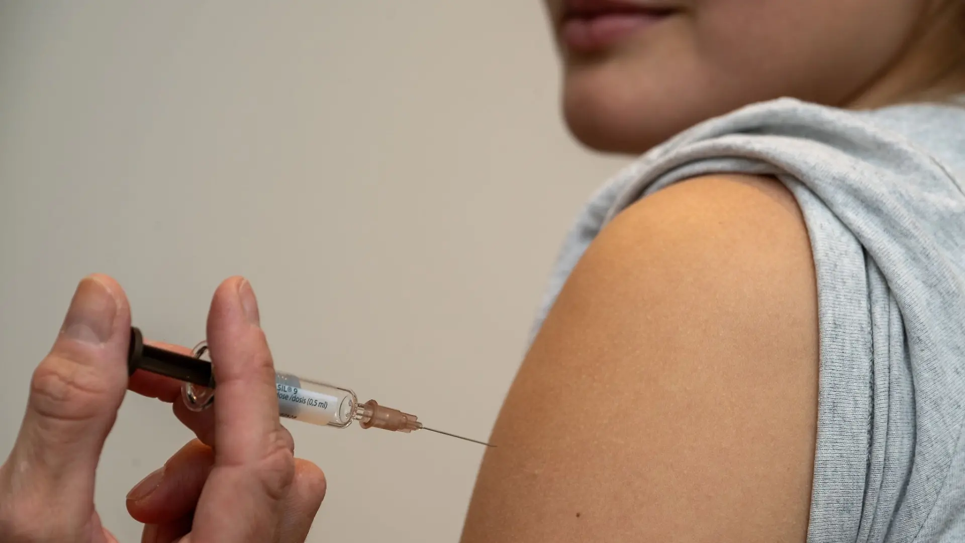 Die Impfzahlen gegen Influenza in Hessen sinken 2025. (Symbolbild)