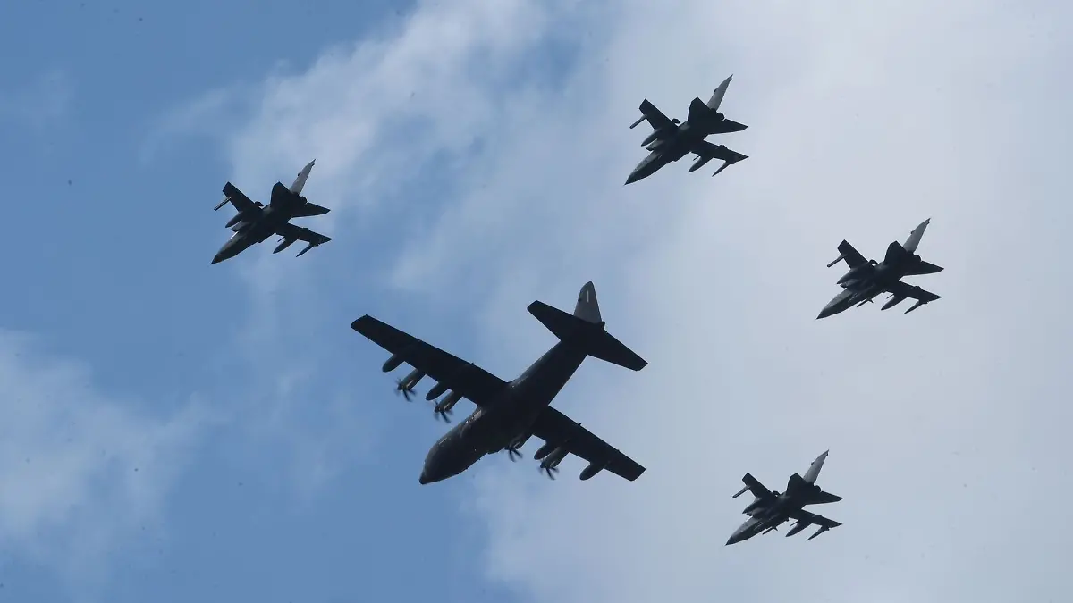 Viele Flugbewegungen über Jagel.