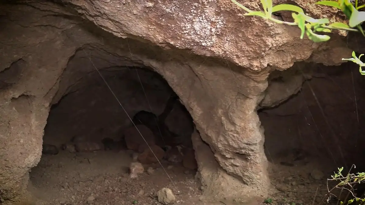 Der Teneriffa-Doppelmörder tötete seine Familie in einer Höhle.