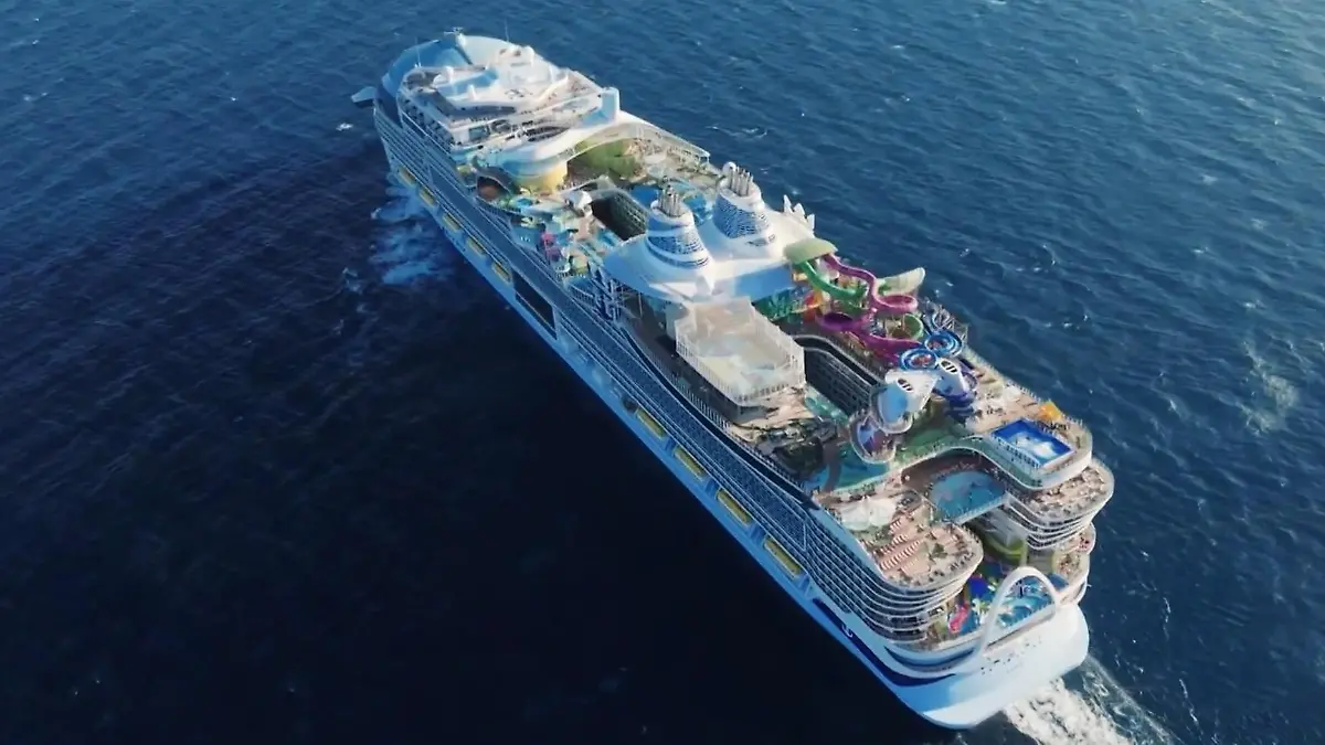 Kreuzfahrt Deluxe: So ist es auf dem größten Schiff der Welt Star of the Sea