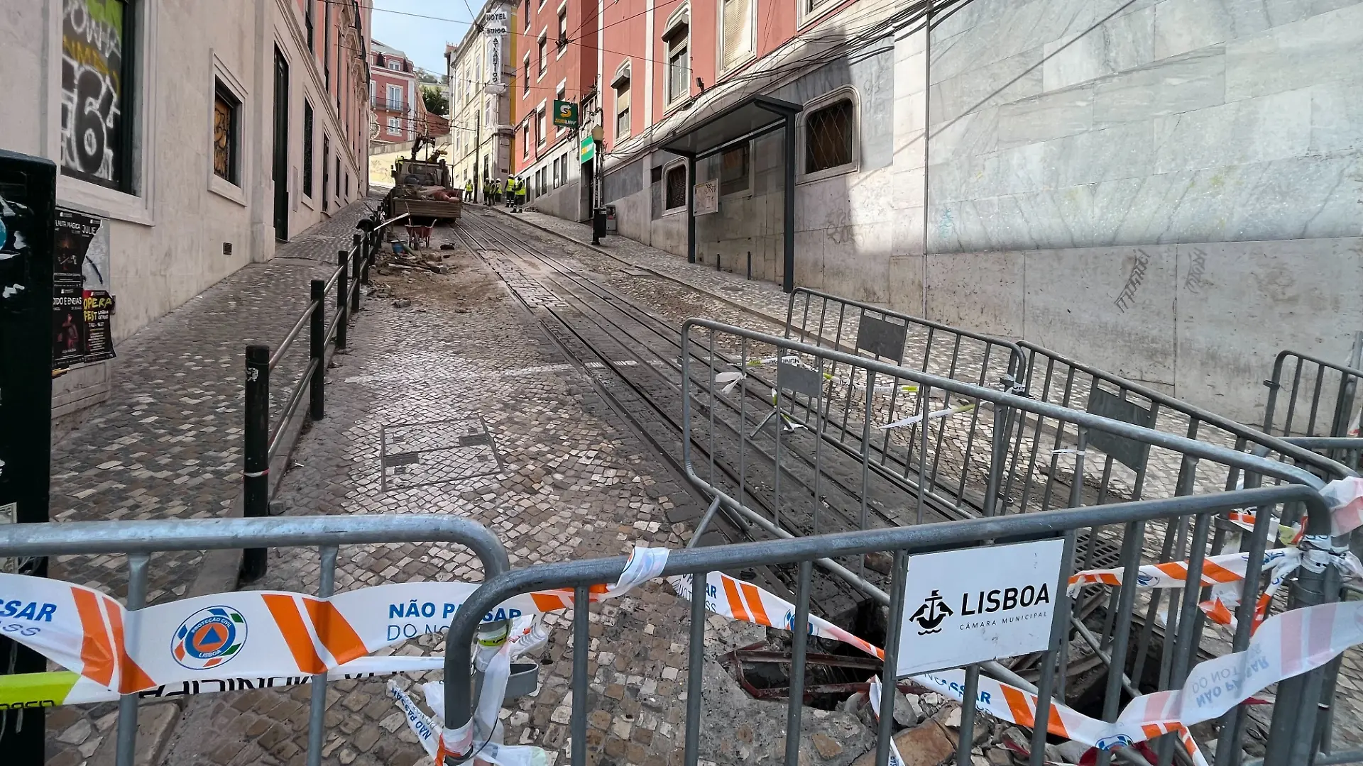 Bei dem Unfall in Lissabon starben 16 Menschen.