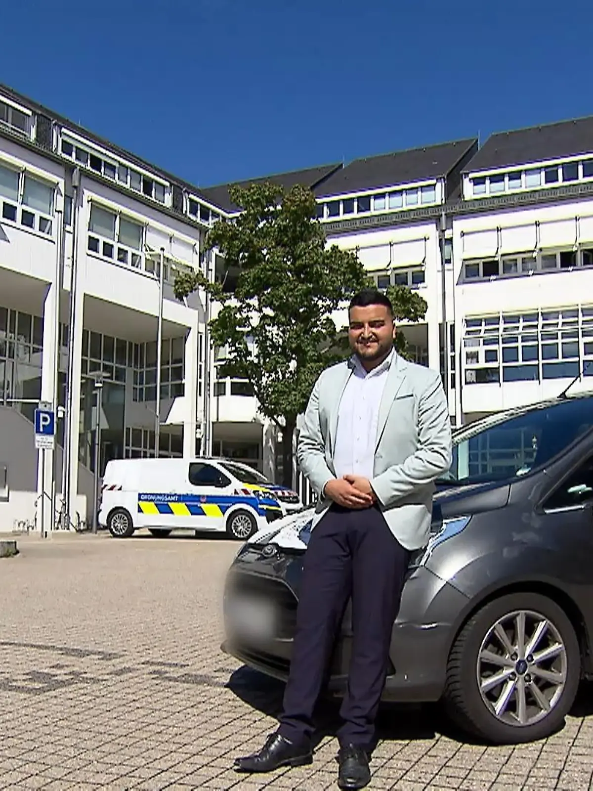 Bild zu: "Er ist der jüngste Bürgermeisterkandidat in NRW"
