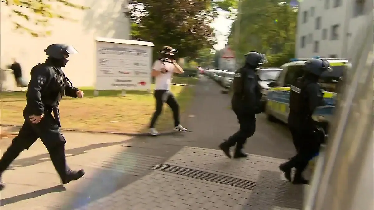 Messerangriff an Schule in Essen Schüler attackierte Lehrerin