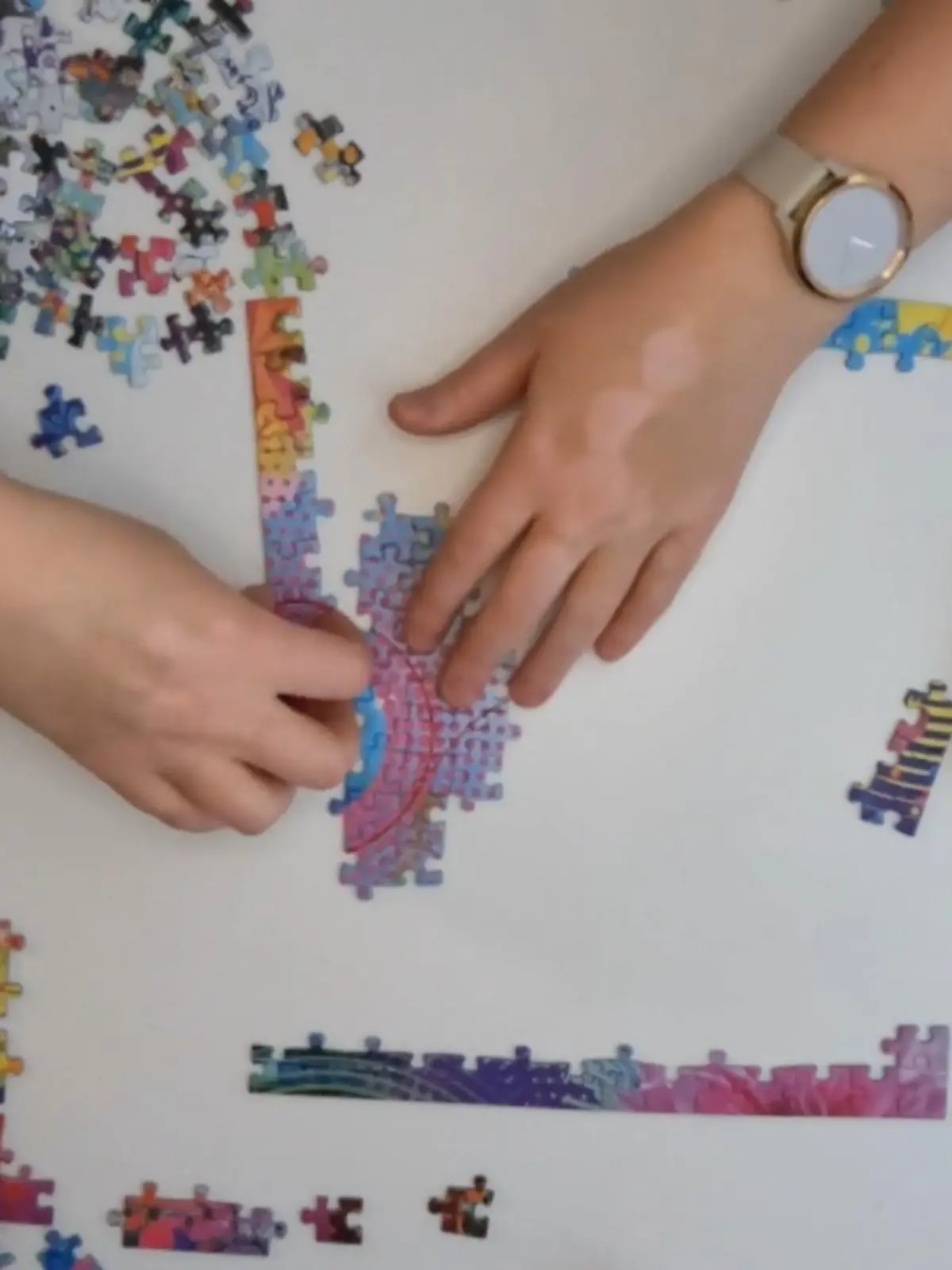 Bild zu: "Puzzlen auf Zeit - Kölnerinnen treten bei Weltmeisterschaft an"