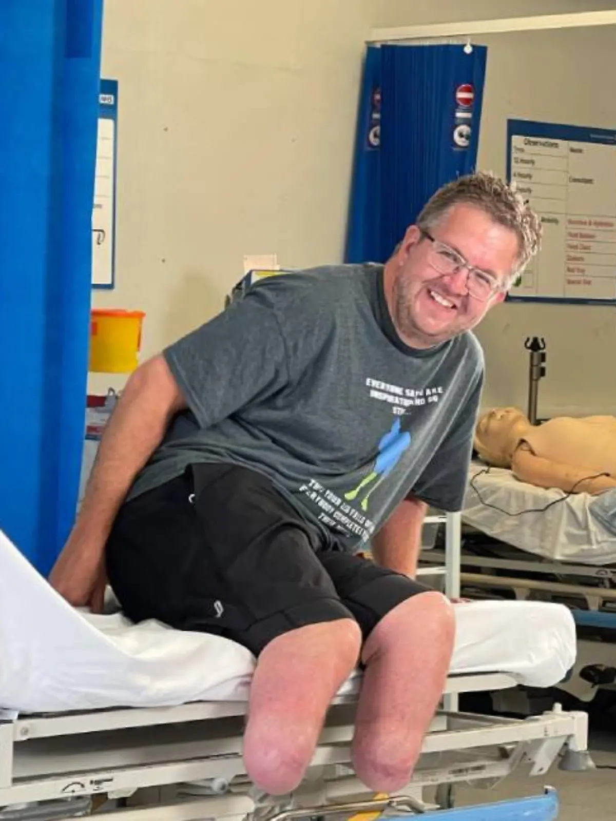 Jahrelang inszeniert sich Neil Hopper als tapferes Opfer – doch hinter der rührenden Geschichte steckt eine perfide Lüge.