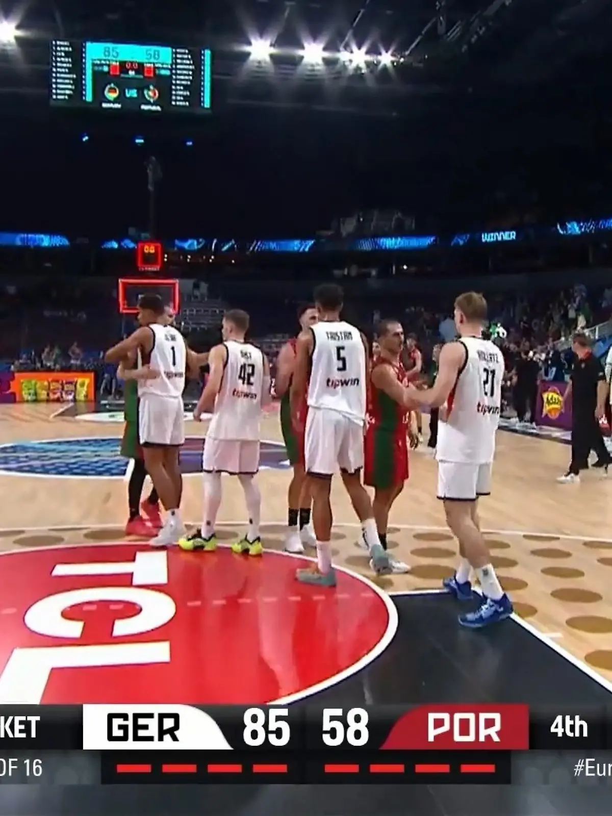 Bild zu: "Deutsche Basketballer stehen im Viertelfinale!"