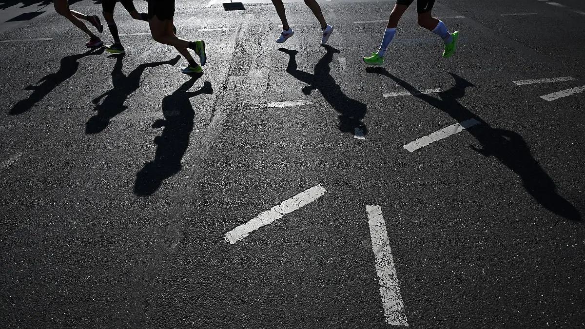 Zur Einstimmung auf den großen Marathon können Lauf-Fans heute Sportler in Reinickendorf anfeuern. (Archivbild)