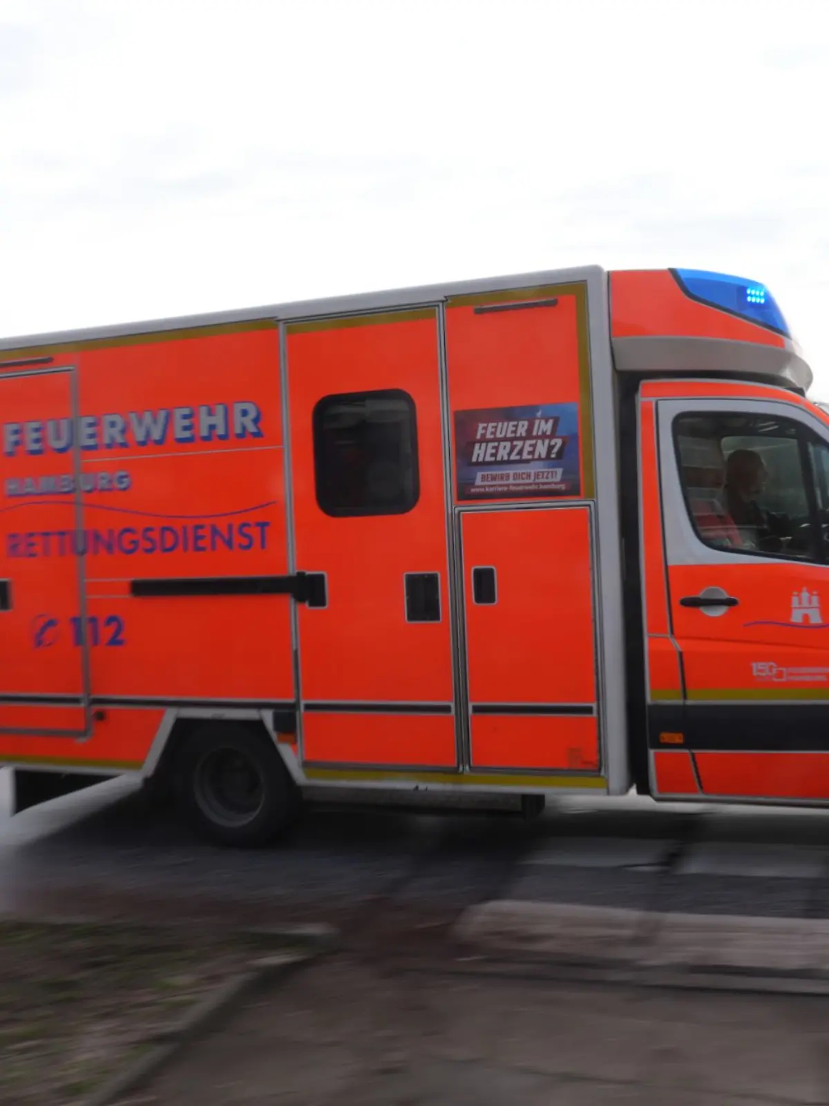 Bild zu: "Übungseinsatz zu gestelltem Zugunglück endet mit echten Verletzten"