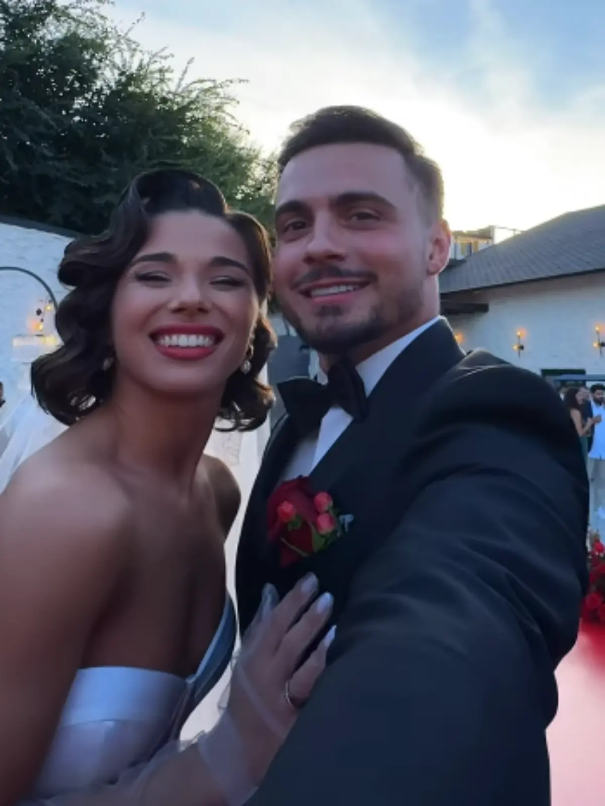 Bild zu: "Let’s Dance-Stars Anastasia und Sergiu feiern Traum-Hochzeit"