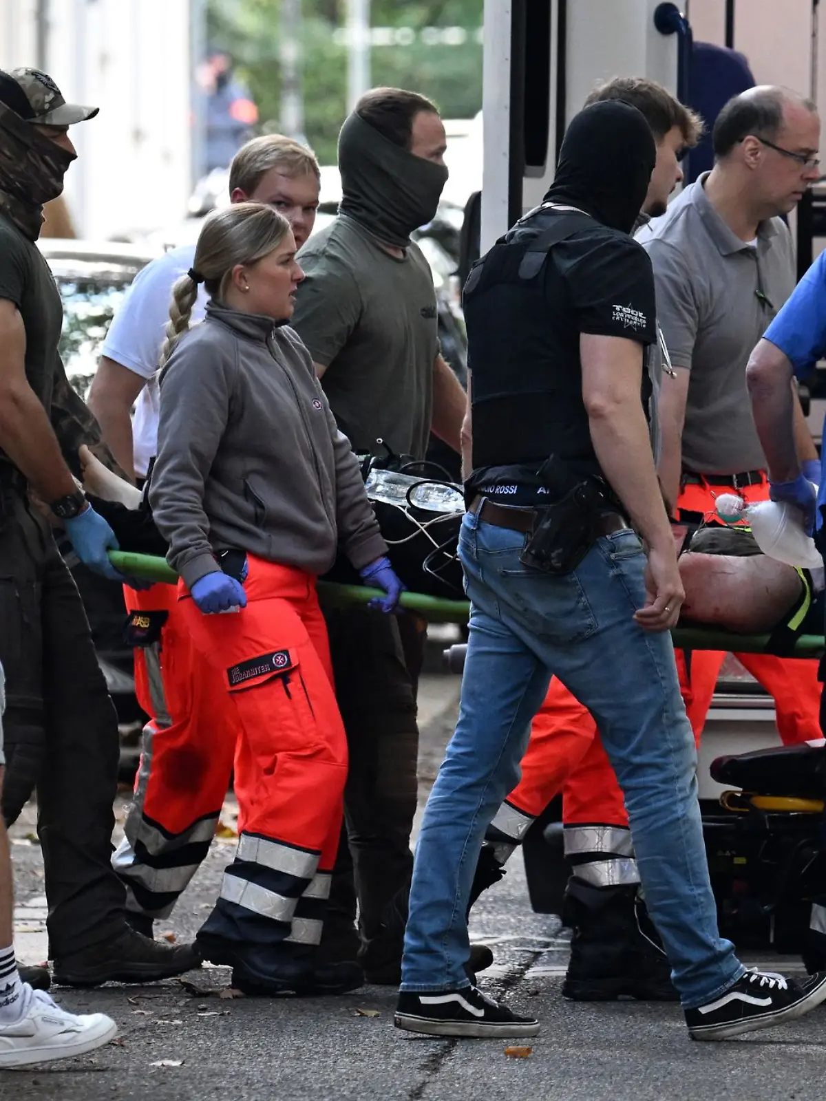 Bild zu: "Mutmaßlicher Täter (17) schwebt nicht mehr in Lebensgefahr "