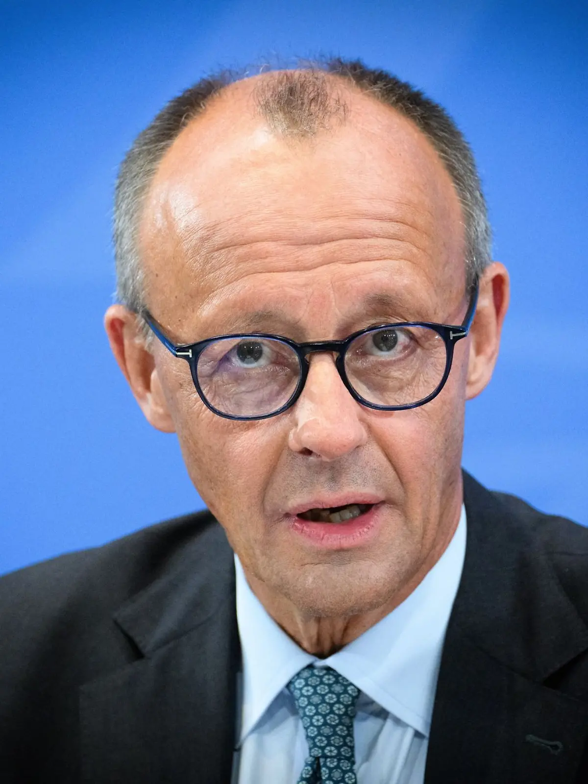 Bild zu: "Kanzler stellt Deutschland auf tiefgreifende Reformen ein"