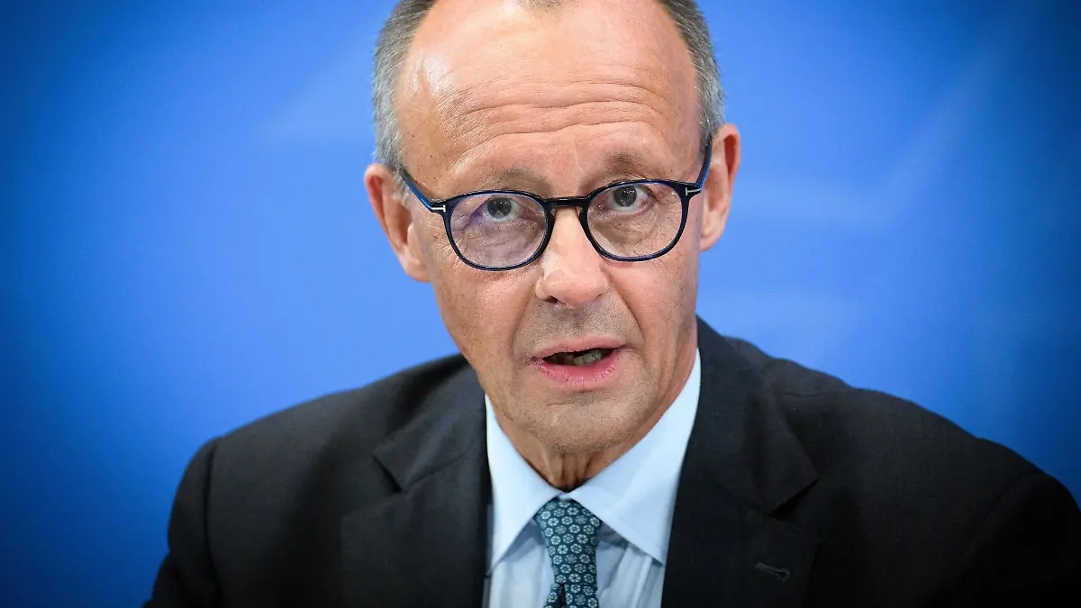 Bundeskanzler Friedrich Merz kommt zur Ost-Ministerpräsidentenkonferenz nach Thüringen. (Archivbild)