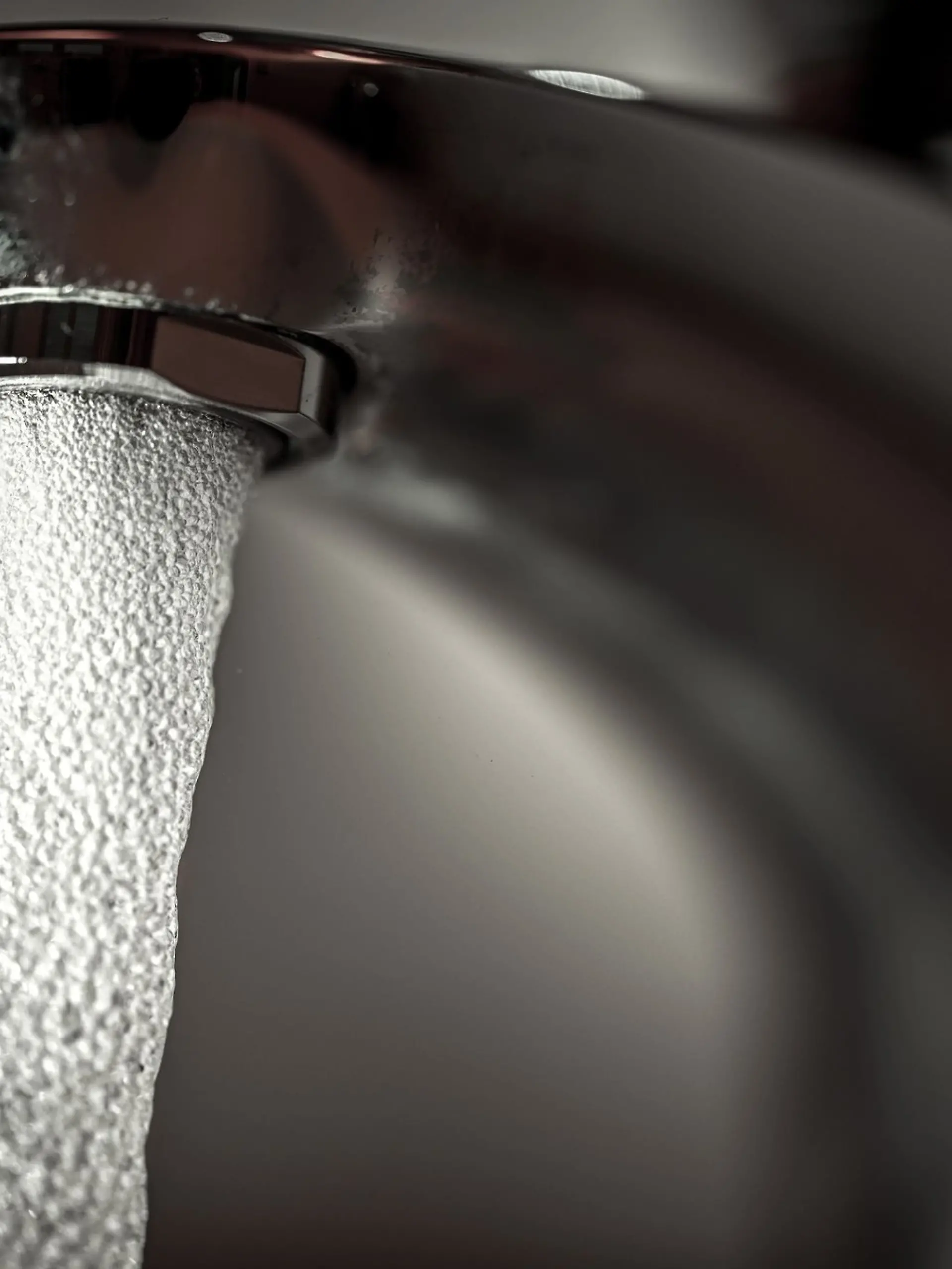 Bild zu: "Immer mehr Quellen drohen zu versiegen – Trinkwasser im Schwarzwald knapp"