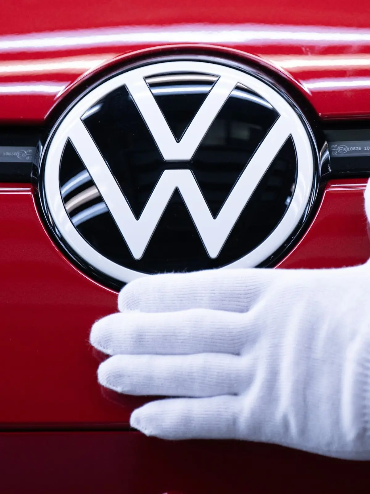 Bild zu: "VW will 50.000 Stellen in Deutschland streichen"