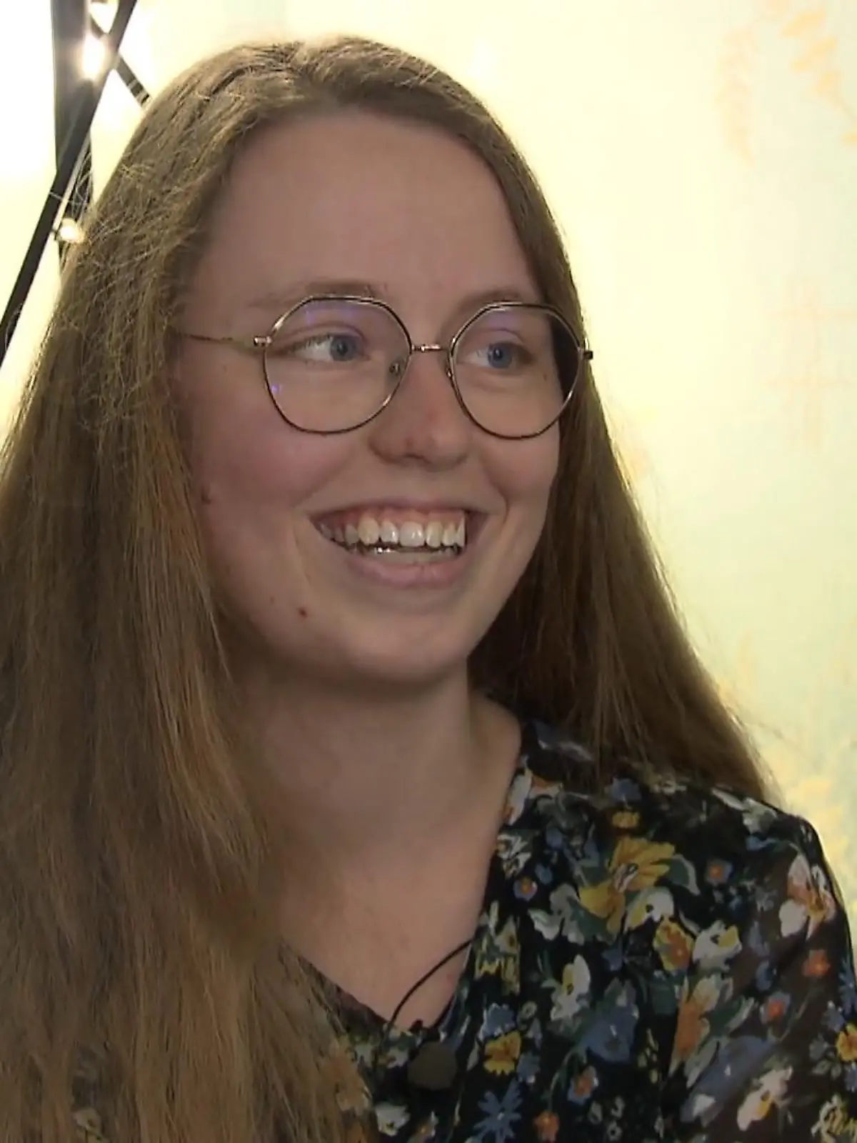 Bild zu: "Findet Nina ihr Traumkleid?"