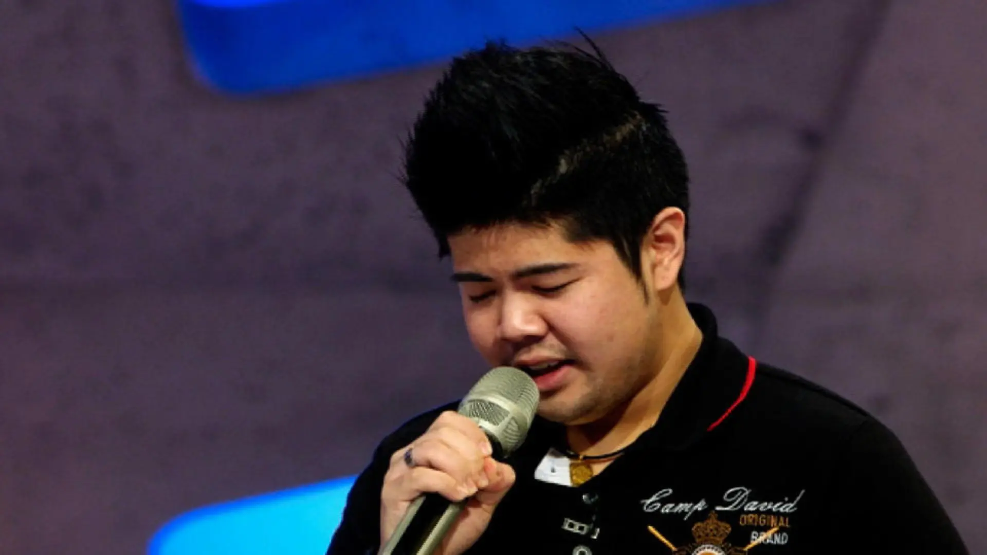David singt sich mit "Take Me Tonight" ins Aus DSDS 2015: Erste Castingshow