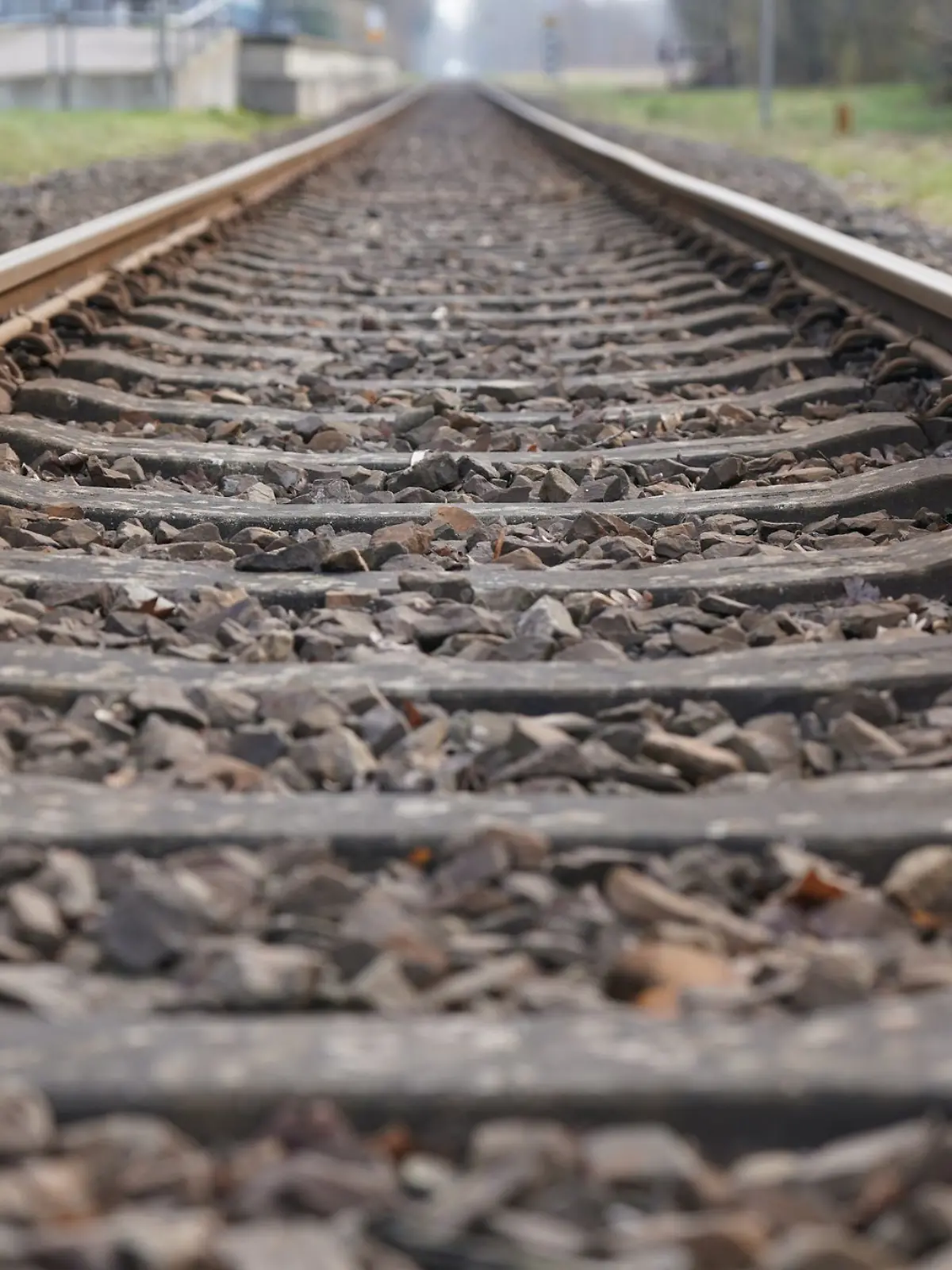 Bild zu: "Junge (17) will E-Zigarette aufheben und stirbt an Stromschlag
"