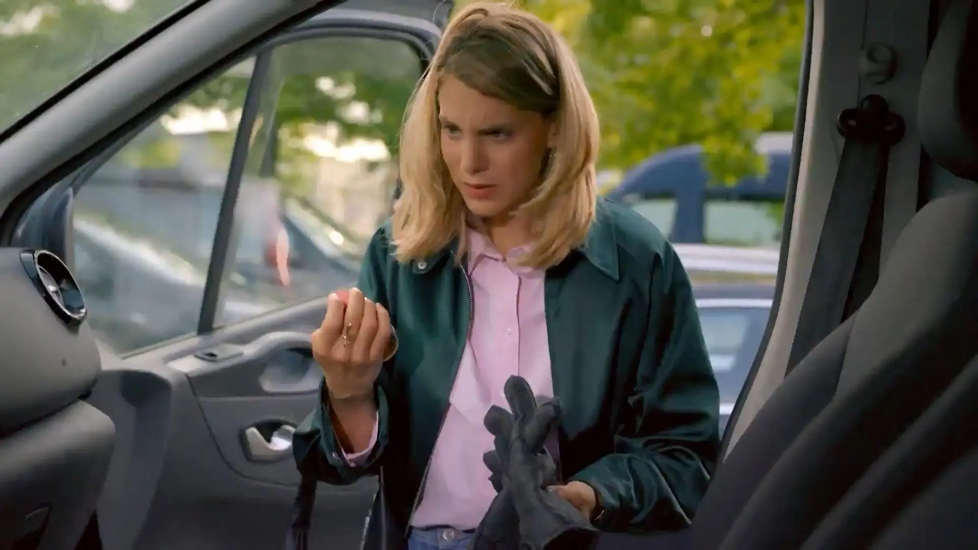 Stella macht in Davids Van einen erschreckenden Fund „Unter uns“-Folge vom 15.09.25 auf RTL+
