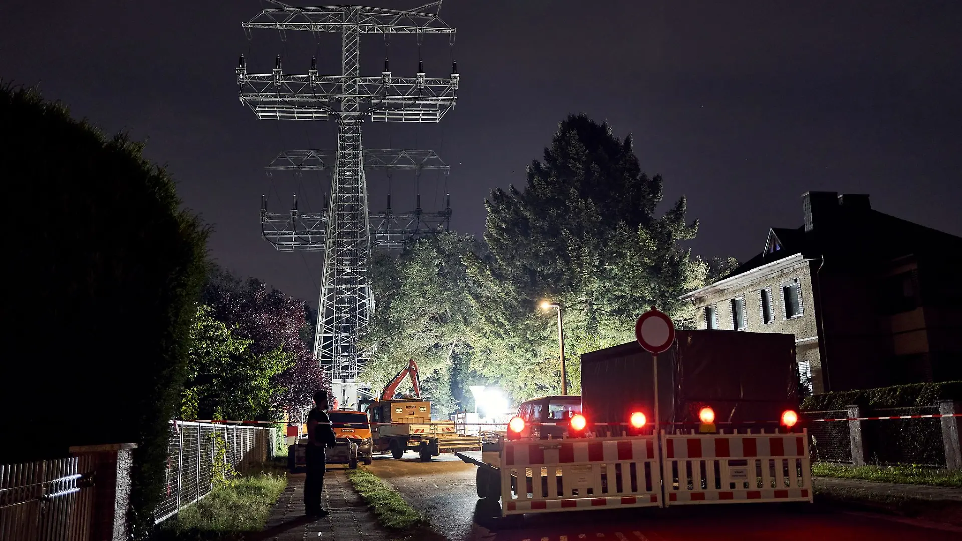 Noch immer sind rund 20.000 Haushalte im Berliner Südosten ohne Strom.