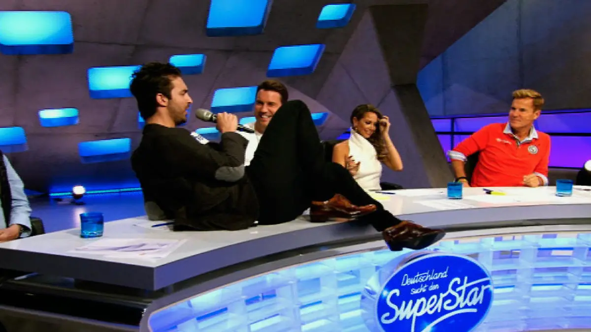 Mustafa entertaint die Jury mit "Feeling Good" DSDS 2015: Erste Castingshow