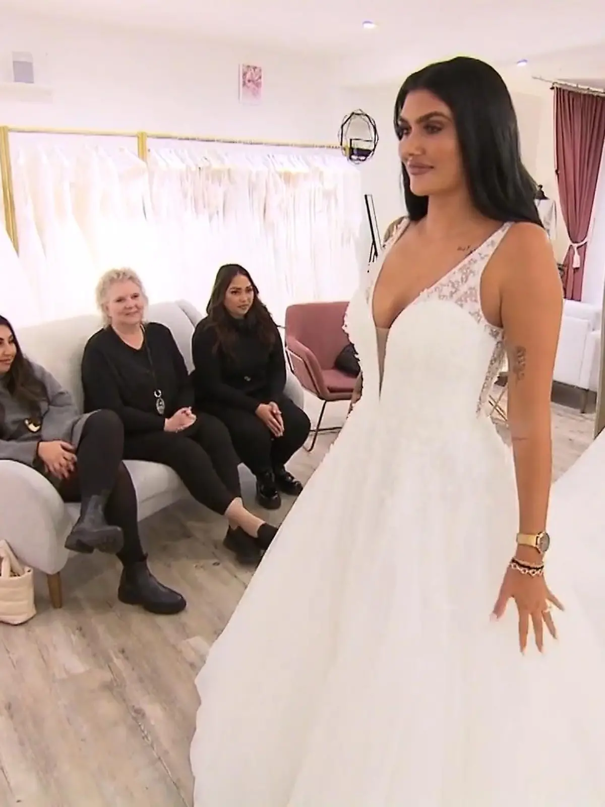 Bild zu: "Yasamin will glitzern & funkeln"