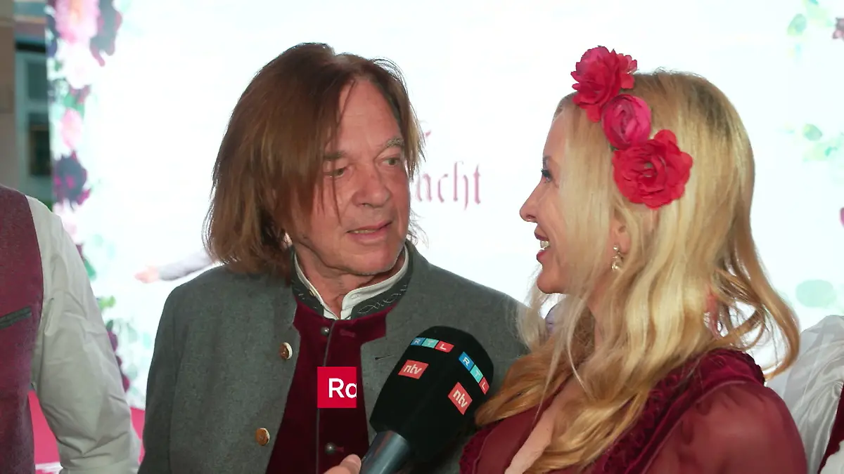 „Sie gibt mir voll einen auf den Hintern” – Ramona Drews legt bei Jürgen auch mal Hand an Ist das ihr Liebesgeheimnis?!