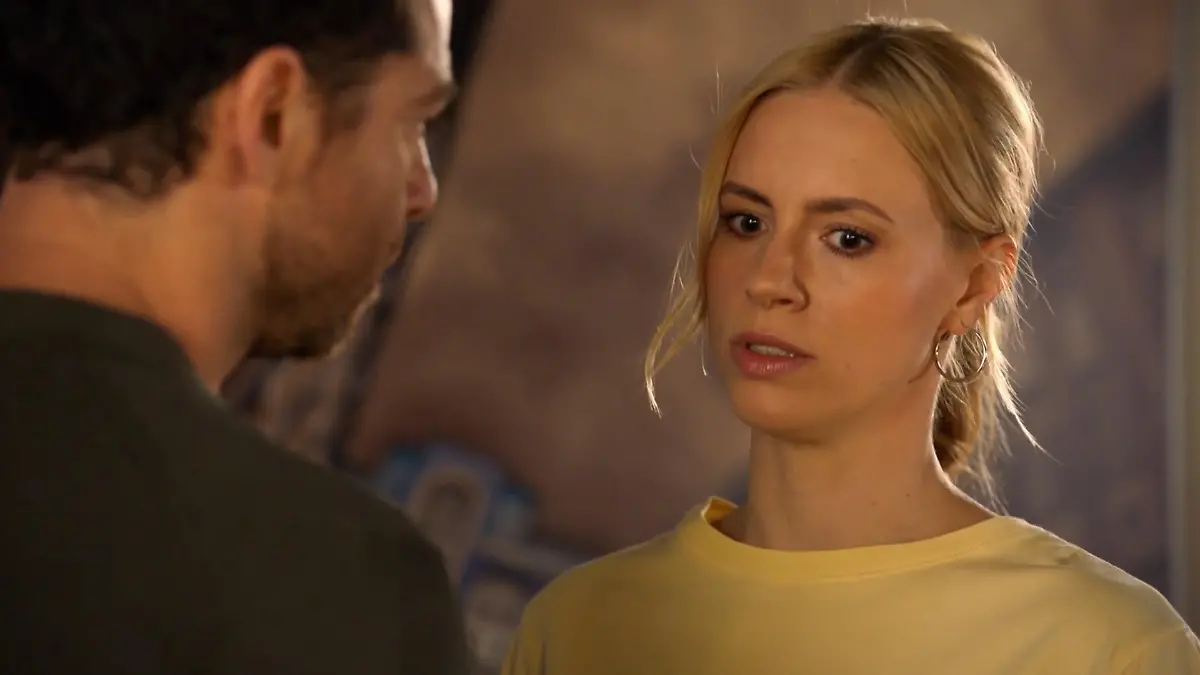 GZSZ-Folge 8360 vom 11. September 2025 auf RTL+: Wegen Kindesentzug! Zoe  drohen fünf Jahre Haft