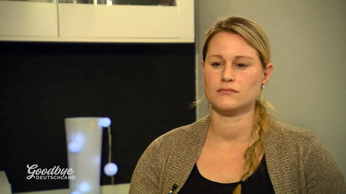Anja hochschwanger allein Currywurst statt Familie?
