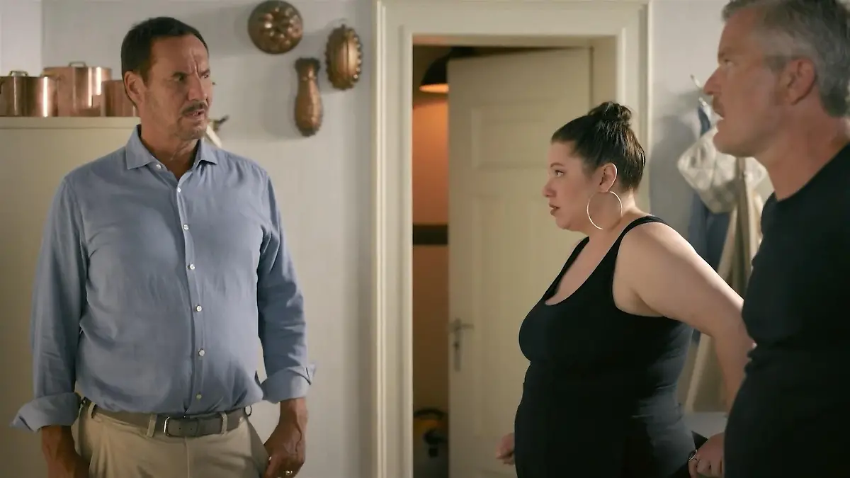 AWZ-Folge vom 23.09.25 auf RTL+: Vanessa sagt Richard die Wahrheit über  seinen Gesundheitszustand