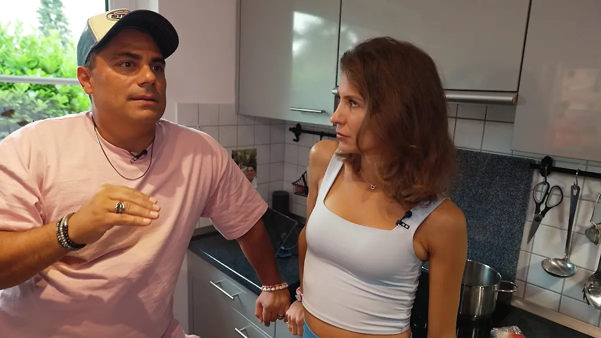 Silva Gonzalez und Stefanie Schanzleh in ihrem Zuhause