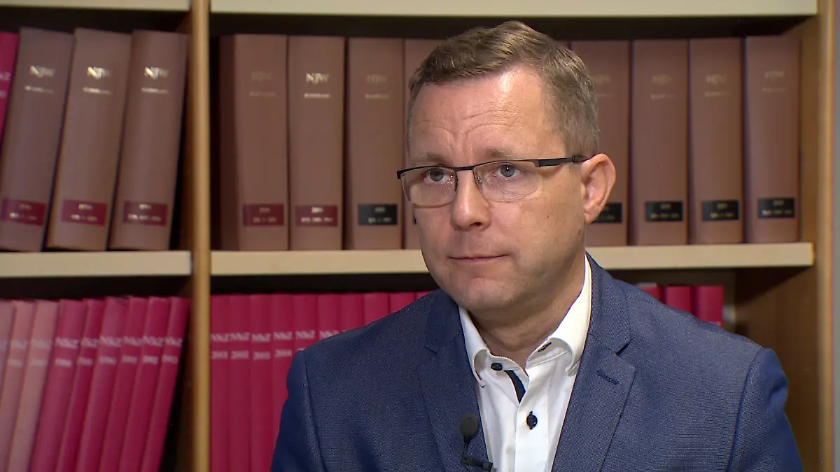 „Die Gefahr, dass jemand abtaucht, besteht immer” – Oberstaatsanwalt Christian Wolters über die Freilassung von Christian B.