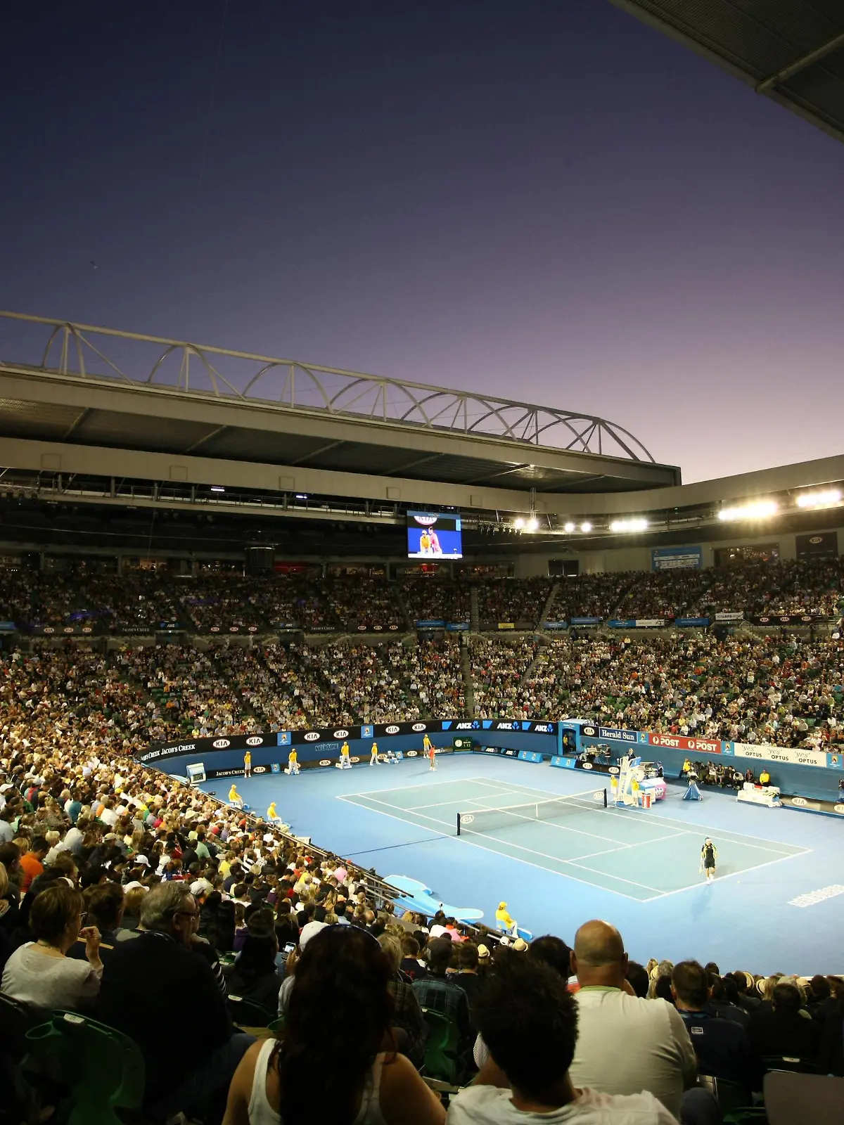 Bildnummer: 07240255  Datum: 26.01.2011  Copyright: imago/Schreyer
Rod Laver Arena during the quarterfinals of the 2011 Australian Open women s and men s singles championships in Melbourne, 26/01/2011 -; Tennis Herren Australian Open Melbourne Sportstätte Totale Court Tenniscourt vdig xkg 2011 quer Aufmacher premiumd typical  Tennis Grand Slam Turnier tournament circle Hartplatz Melbourne Park championships Victoria Australia 2011 AO Australian Open Offene Australische Tennismeisterschaften Randaufnahme Übersicht overall view Rod Laver Arena RLA o0 Fan, Publikum, Zuschauerperspektive o00 Stadion

Image number 07240255 date 26 01 2011 Copyright imago Schreyer Rod Laver Arena during The Quarter-finals of The 2011 Australian Open Women s and Men s Singles Championships in Melbourne 26 01 2011 Tennis men Australian Open Melbourne venues long shot Court Tennis Court Vdig xkg 2011 horizontal Highlight premiumd Typical Tennis Grand Slam Tournament Tournament Circle Hard court Melbourne Park Championships Victoria Australia 2011 AO Australian Open Open Australian Tennis Championships Rand recording Overview Overall View Rod Laver Arena RLA o0 supporter crowd Viewers perspective o00 Stadium 