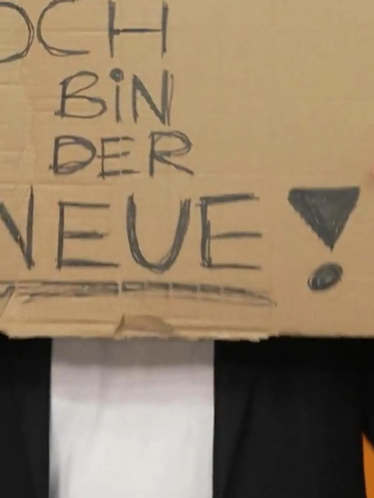 Bild zu: "Kurz nach Hochzeit mit Hans Mahr – Jetzt ist ER der Neue an Katjas Seite!"