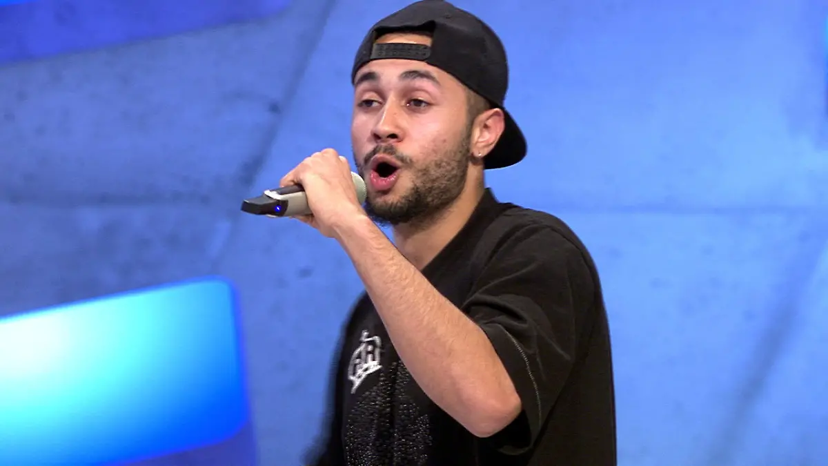 Marcelo singt "Verliebt in der falsches Mädchen" DSDS 2015: Vierte Castingshow